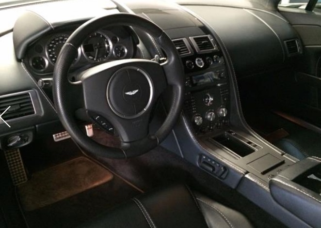 left hand drive ASTON MARTIN V8 (01/02/2009) -  